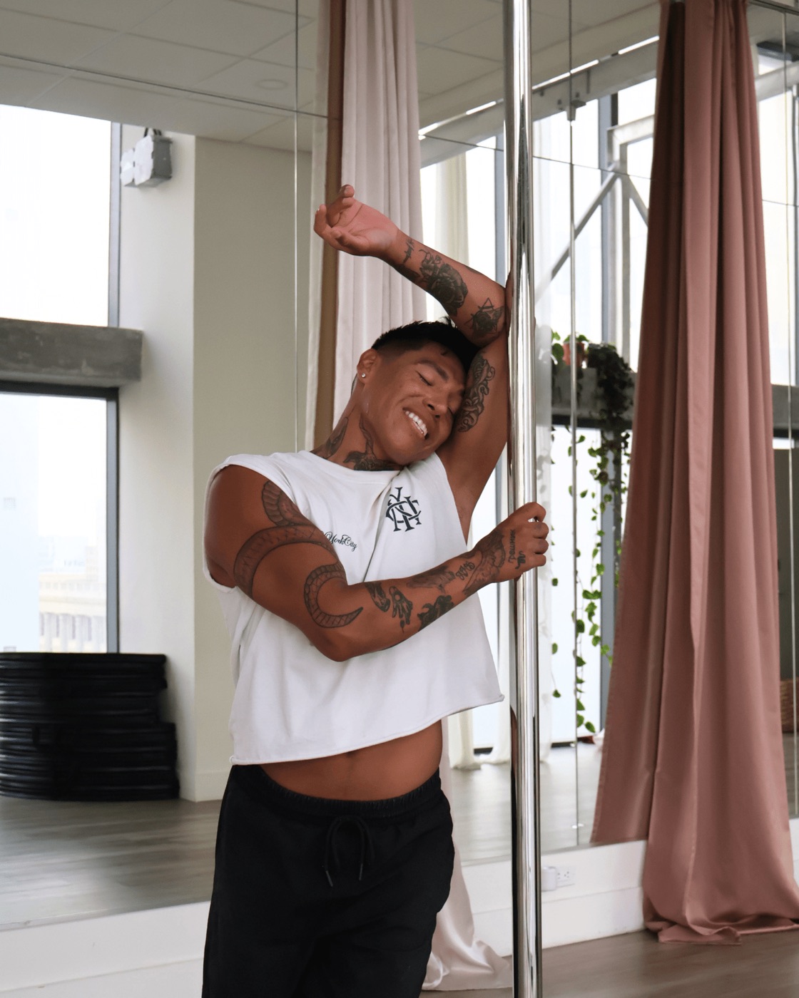 Blaine — pole dance instructor at Silver Garden Miami
